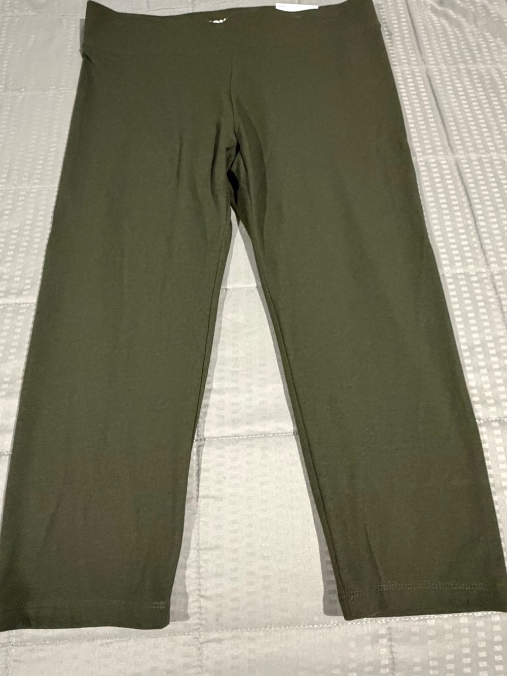 Sonoma Olive Green Women's Stretch Capri Joggers